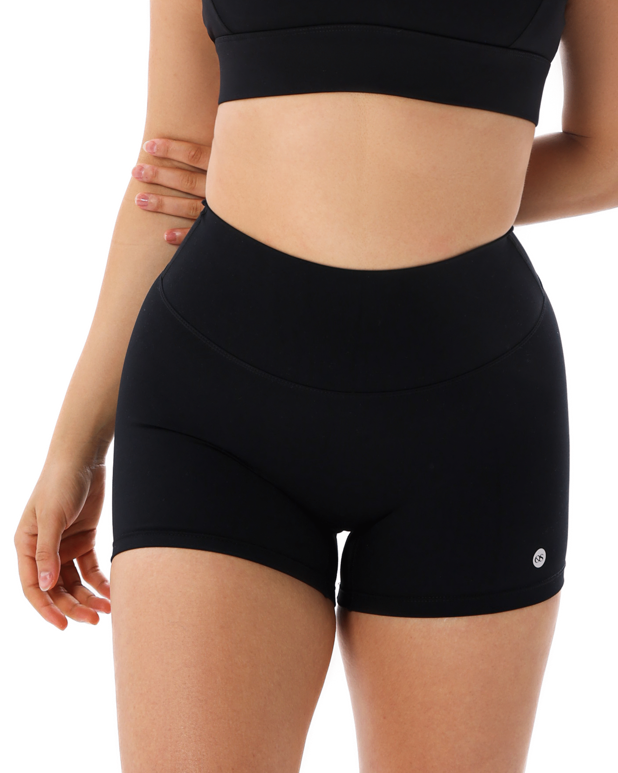 Essential - Short