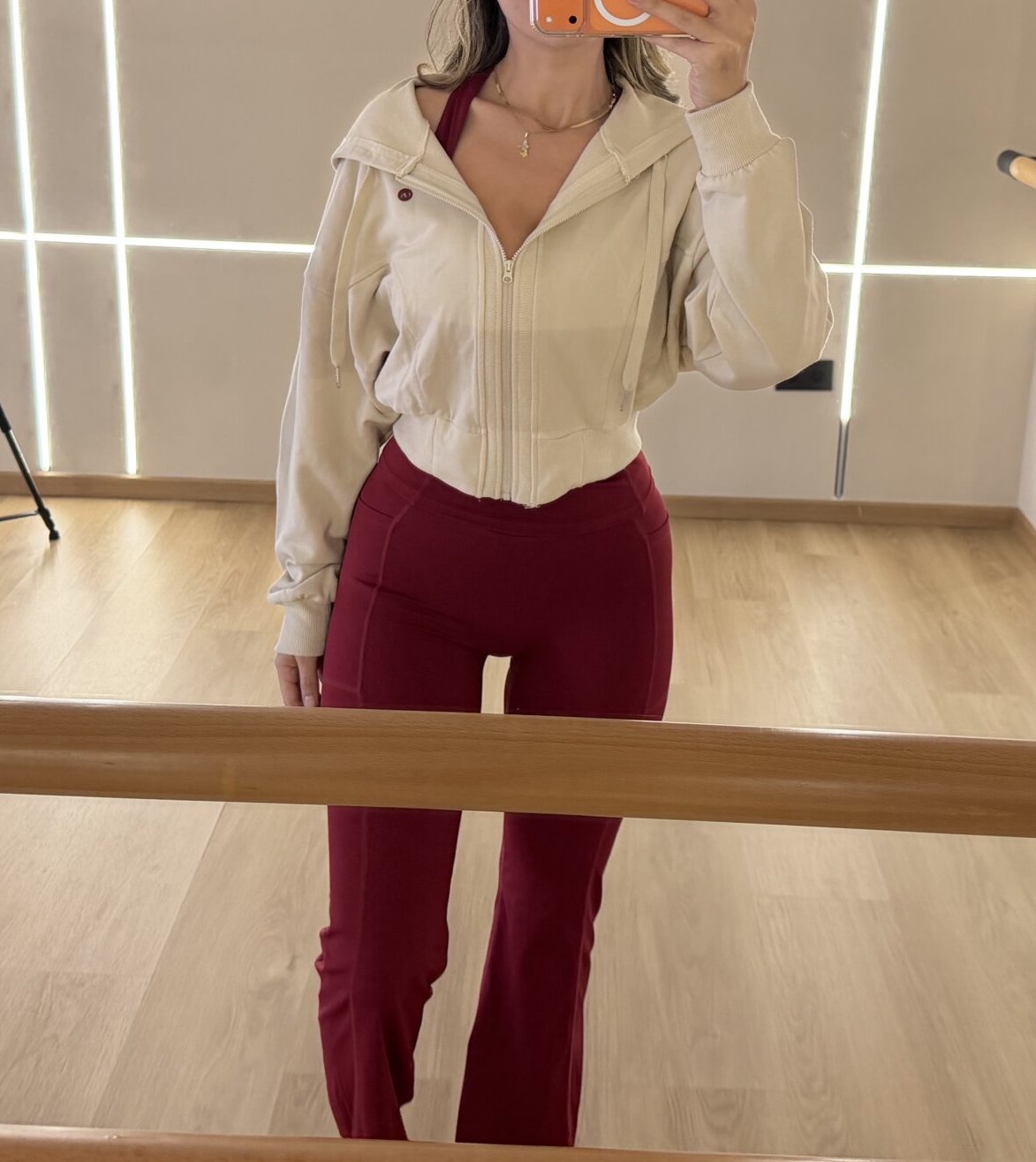 Flare Sculpt Legging - Image 4